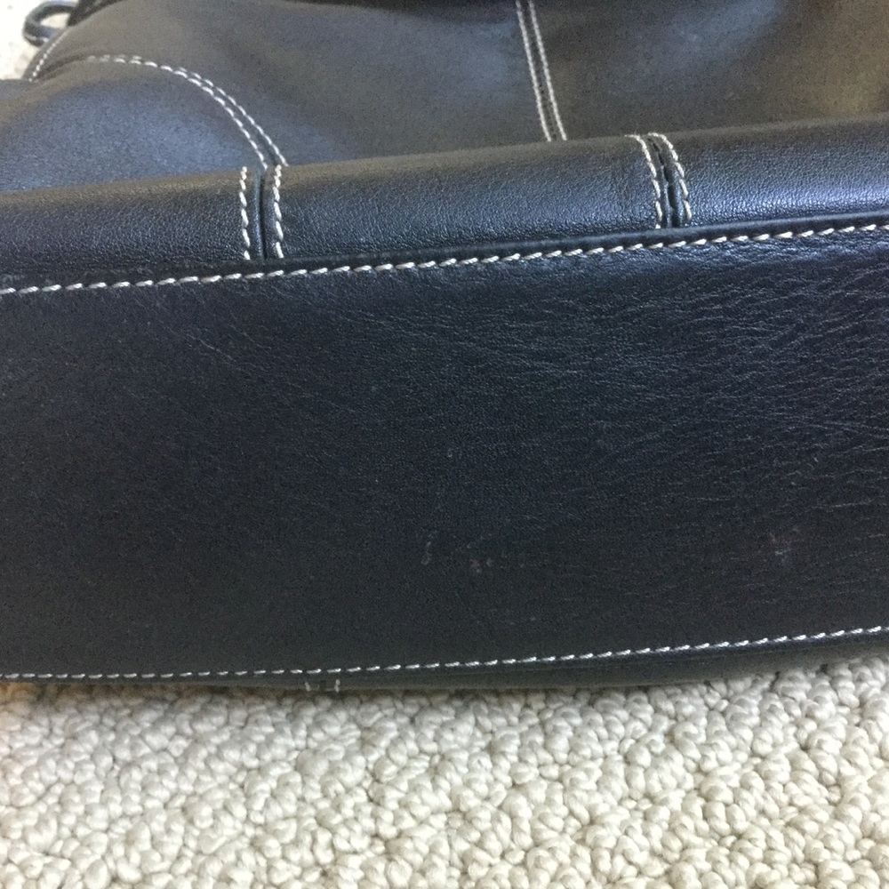 Kenneth Cole Handbag - Picture 4 of 4